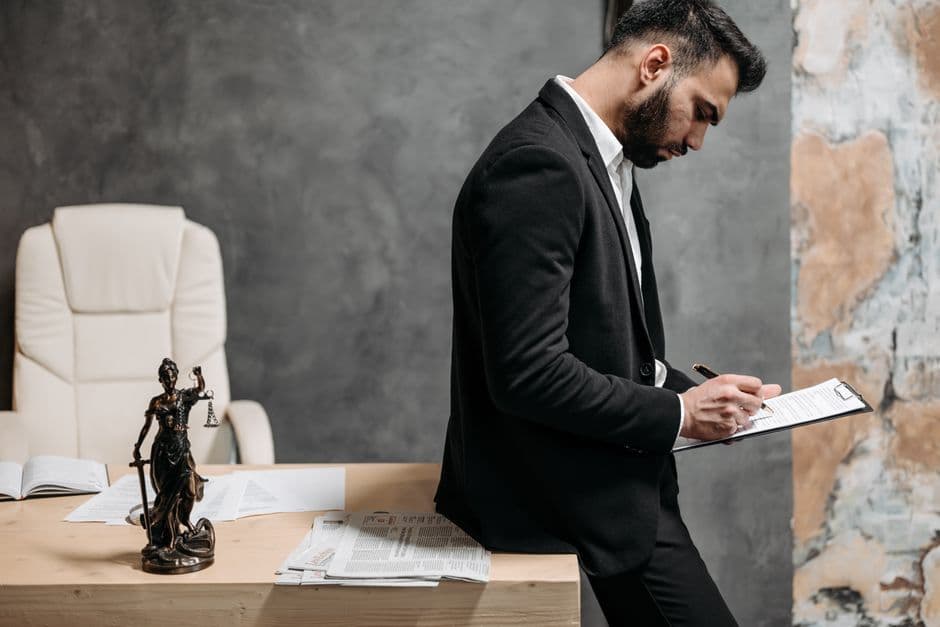 Legal Due Diligence in the UAE: A Step-by-Step Checklist