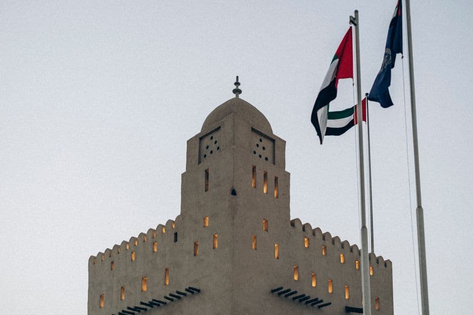كيف ترفع قضية جنائية في الإمارات: خطوات تقديم البلاغ ومتابعة القضية