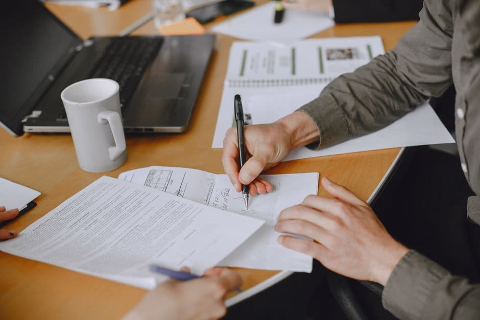 Tenancy Contract Lawyer Dubai: Lease Agreements under UAE Law